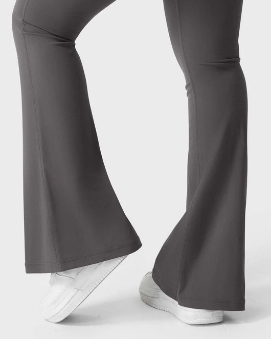 Flared Butt Lifting Leggings with Pockets